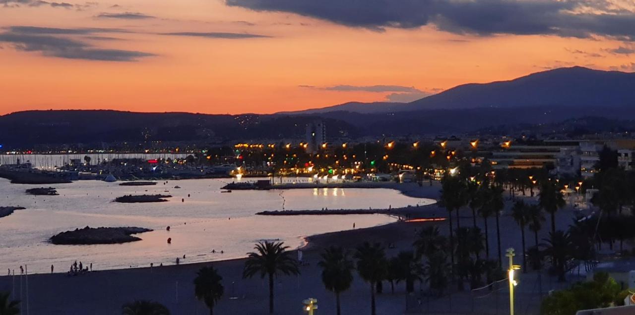 Superbe Appartement Plage Saint-Laurent Du Var Eksteriør billede
