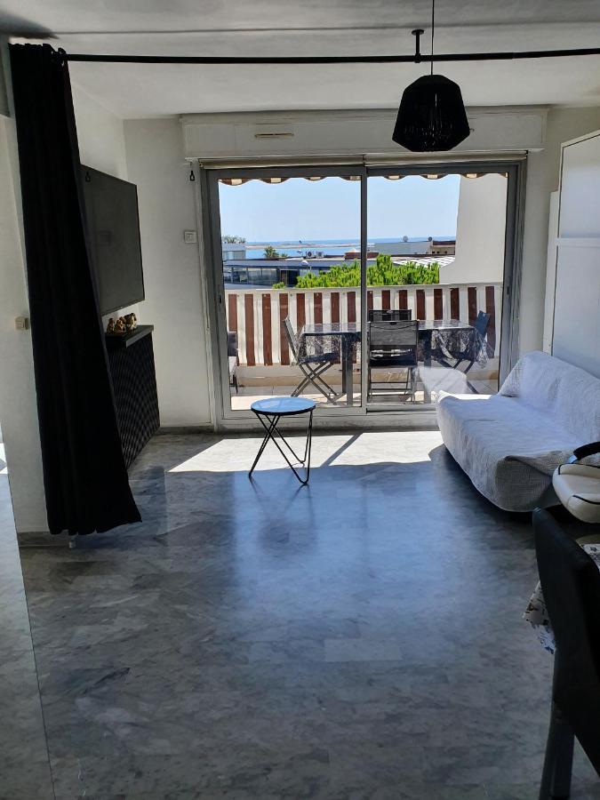 Superbe Appartement Plage Saint-Laurent Du Var Eksteriør billede